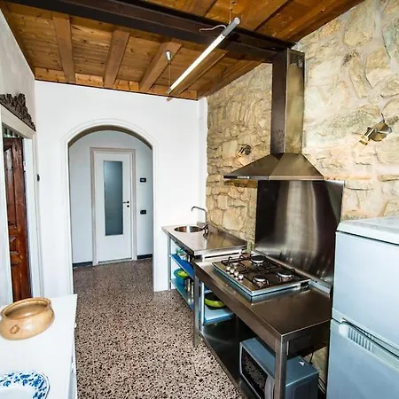 Apartment Codemin Casa Vista Mare Cinque Terre Con Giardino Campiglia (Liguria)